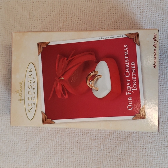 HALLMARK 1st Christmas Wedding KEEPSAKE ORNAMENT NIB - Picture 10 of 12